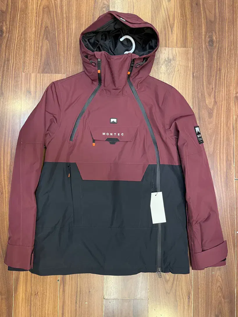 کاپشن اسکی Montec|ورزش‌های زمستانی|تهران, قبا|دیوار