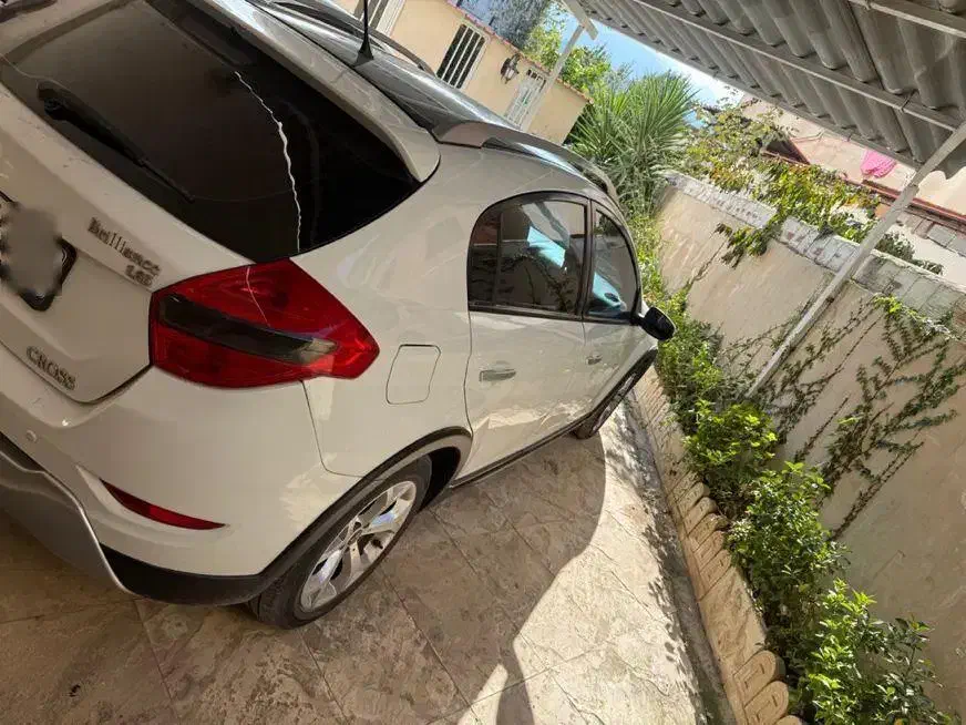 برلیانس کراس مدل۹۷بیرنگ 1650معاوضه یا نقدی|خودرو سواری و وانت|گرگان, |دیوار