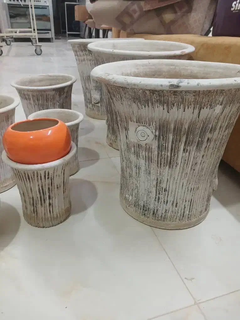 گلدان بزرگ ومتوسط و کوچک کارکرده|گل و گیاه طبیعی|آشخانه, |دیوار