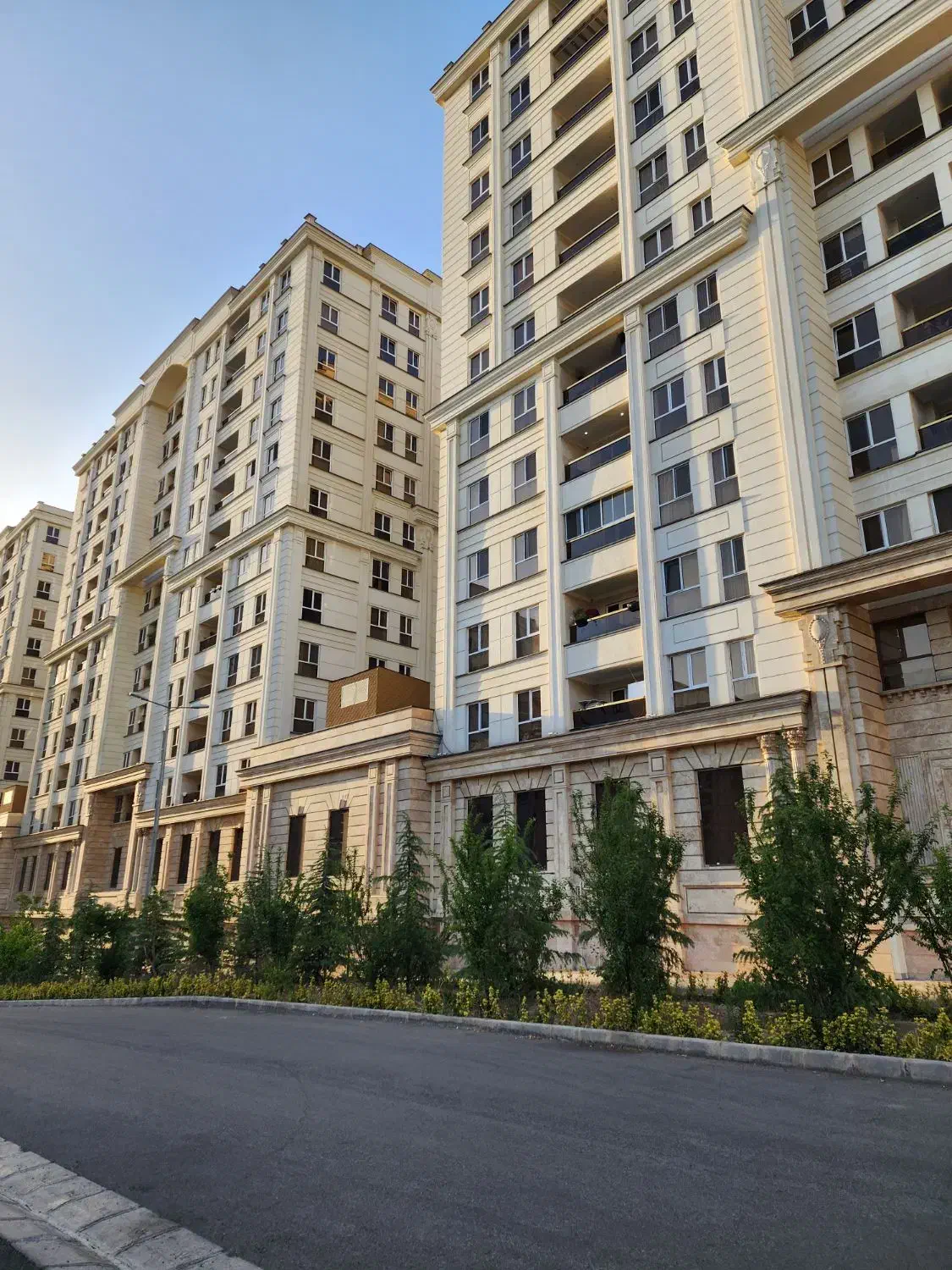 ۱۱۳متر۲خواب/نقشه بدون پرتی و نیم ویو/رونیکا پالاس