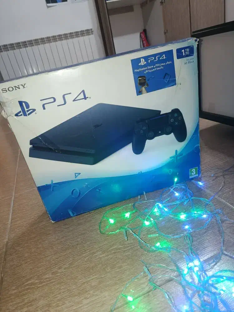 ps4 slim 1tb با اشتراک پلی استیشن پلاس|کنسول، بازی ویدئویی و آنلاین|مبارکه, |دیوار