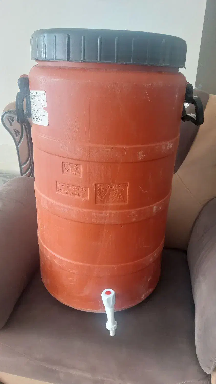 بشکه پلاستیکی مواد غذایی|ظروف نگهدارنده، پلاستیکی، یک‌بارمصرف|شیراز, فلکه گاز|دیوار