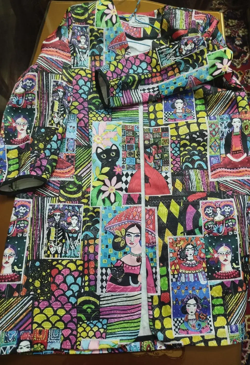 مانتو فانتزی|لباس|گلبهار, شهر جدید گلبهار|دیوار