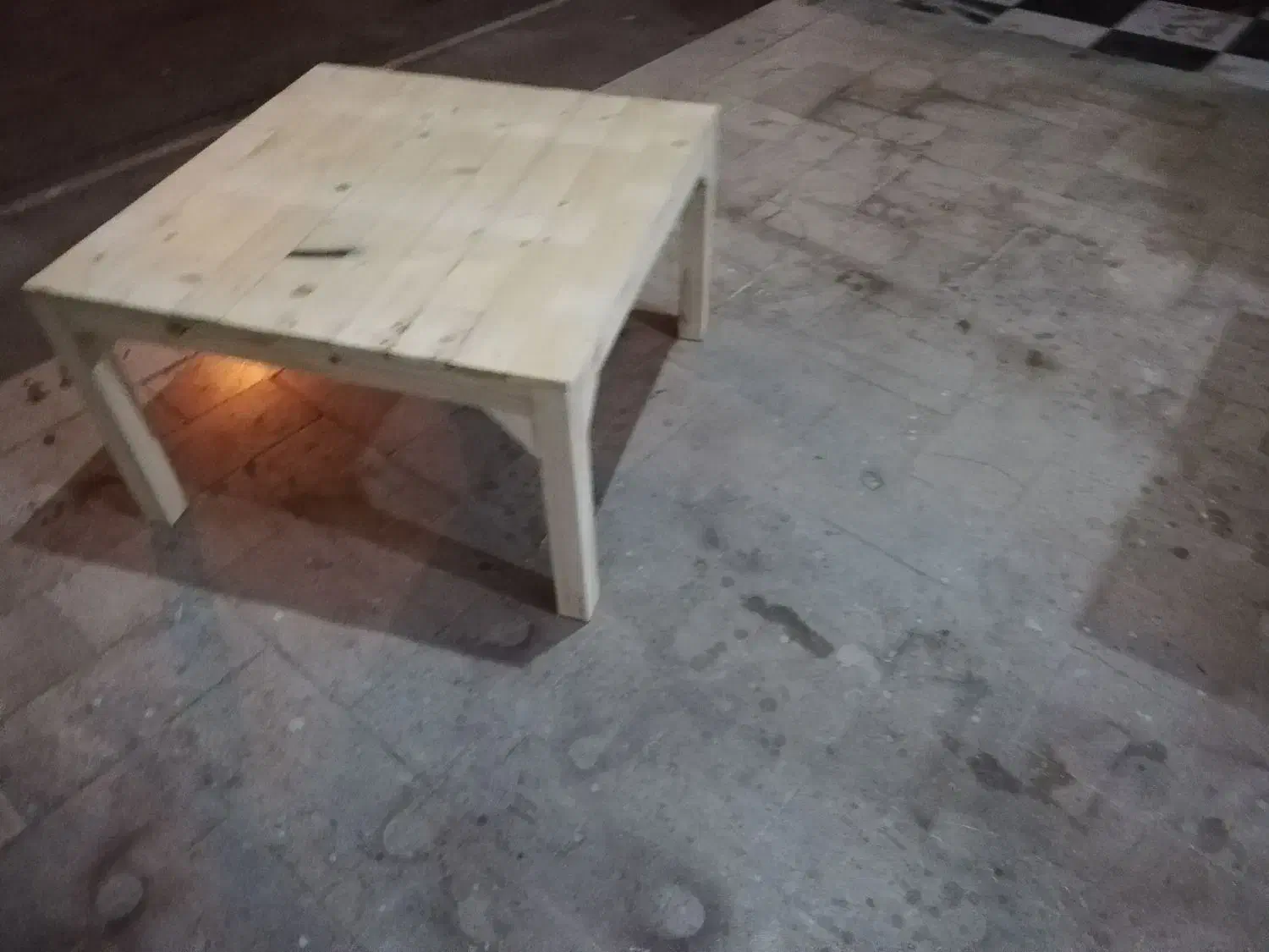 کرسی چوبی|مبلمان خانگی و میز عسلی|قزوین, |دیوار