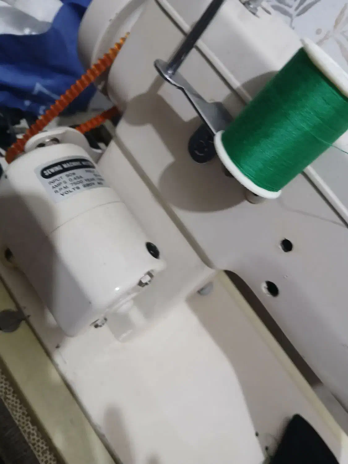 چرخ خیاطی ژانومه|چرخ خیاطی و ریسندگی|سنندج, |دیوار