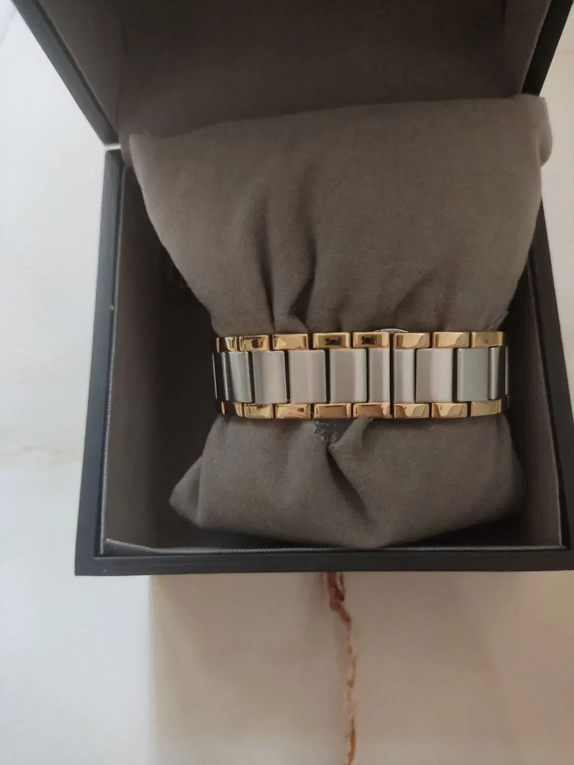 ساعت زنانه آنالوگ سه موتوره|ساعت|تهران, سعادت‌آباد|دیوار