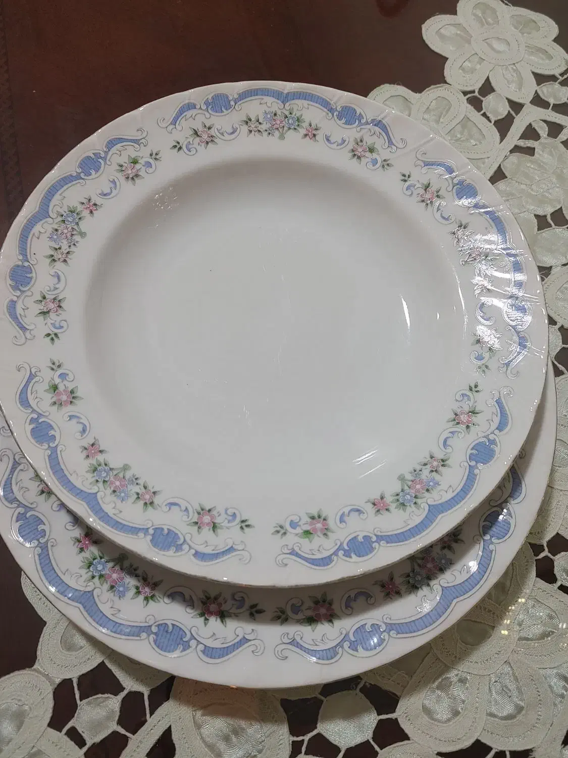 4دست بشقاب چینی پلوخوری و 4 دست سوپ خوری|ظروف سرو و پذیرایی|فردیس, شهرک شهید حسینی|دیوار