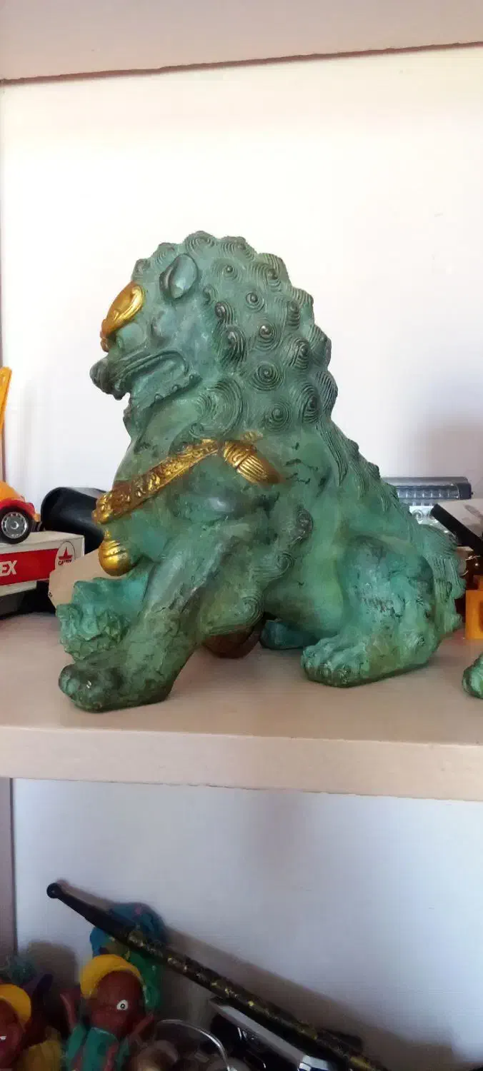 مجسمه برنز شیر فو|کلکسیون اشیاء عتیقه|اراک, |دیوار