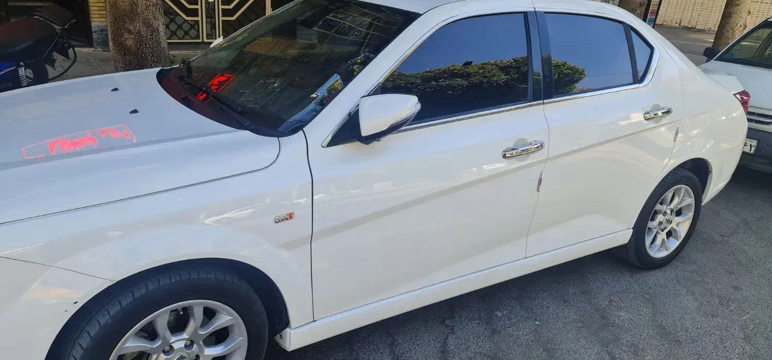 دناپلاس توربو اتومات آبشنال ۱۴۰۳سفید کارکرده ۴۶۰۰۰|خودرو سواری و وانت|بروجرد, |دیوار