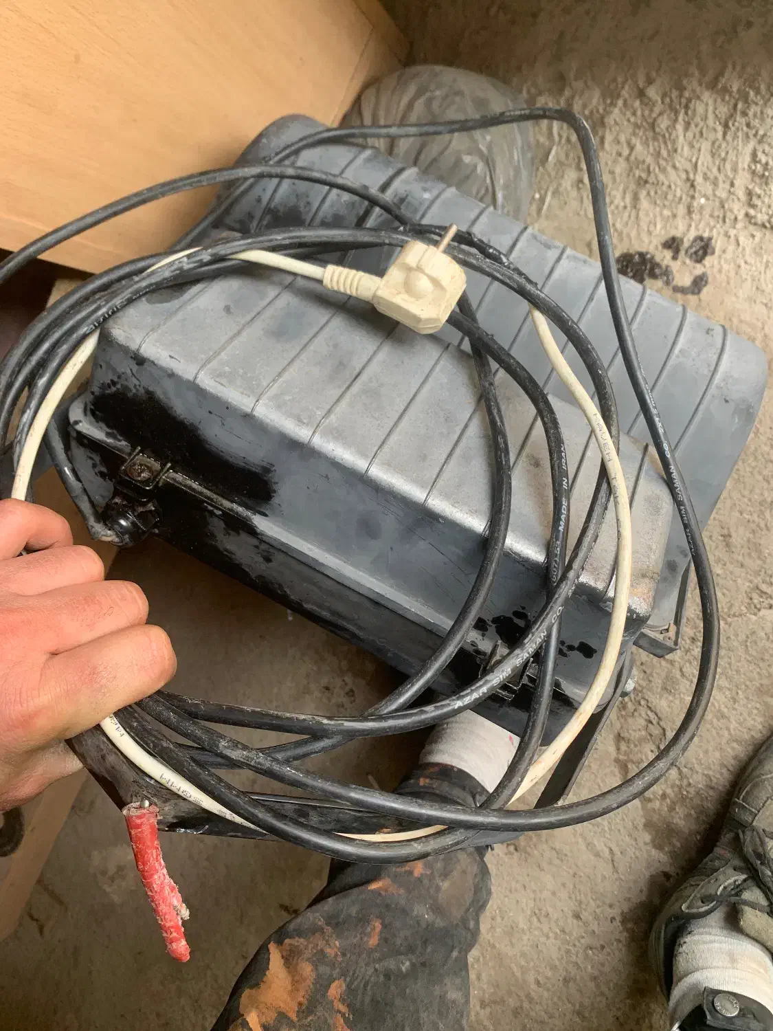 نورافکن ۴۰۰درحد|لامپ و چراغ|اردبیل, |دیوار