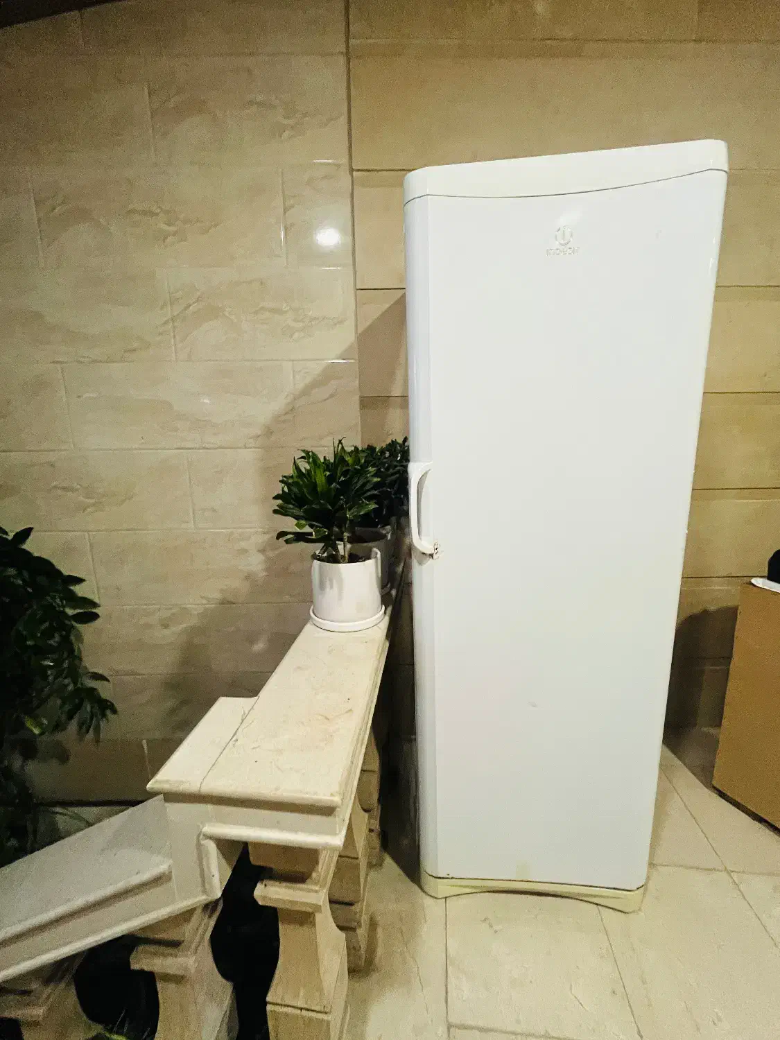 فروش یخچال خارجی ( ایتالیایی ) برند ایندزیت|یخچال و فریزر|رشت, رشتیان|دیوار