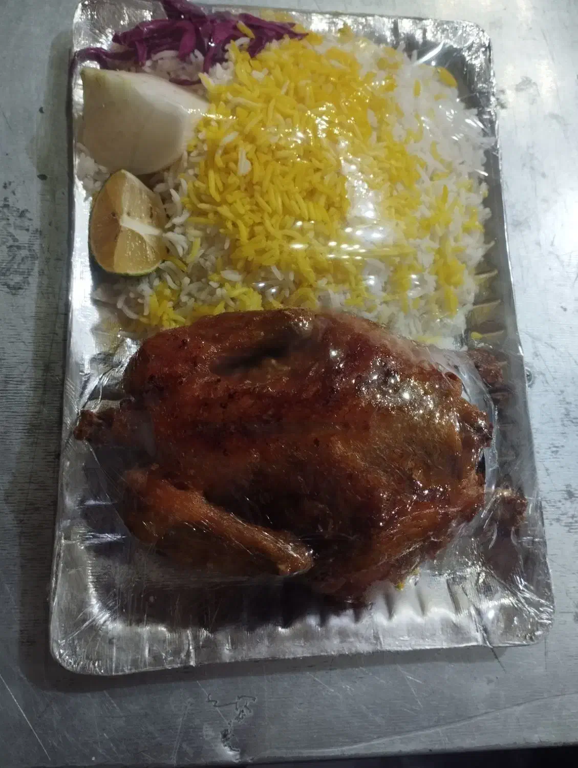 پیک موتوری و سالندار خانم|استخدام خدمات فروشگاه و رستوران|لردگان, |دیوار