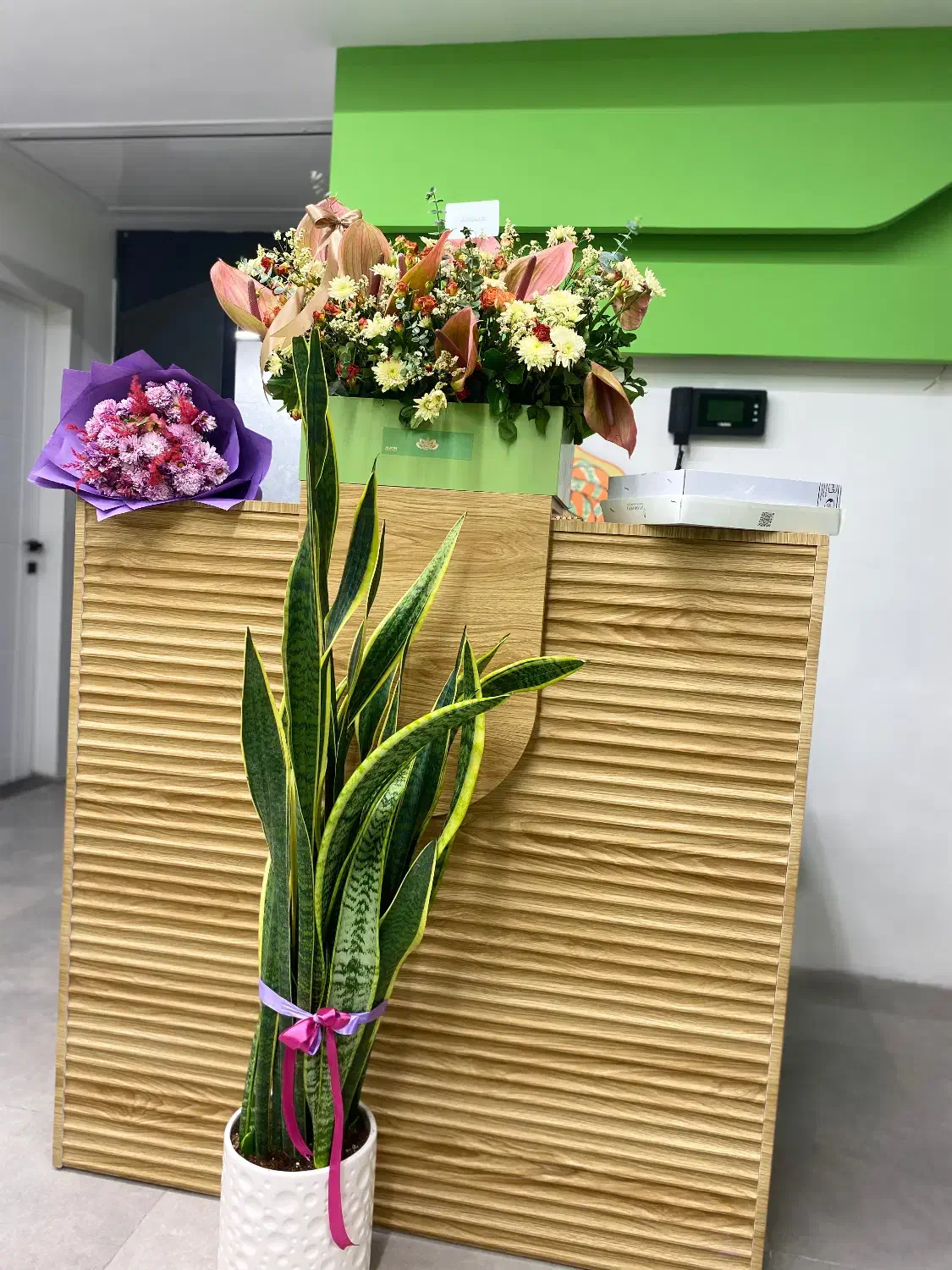 اجاره میز ناخنکار در سالن زیبایی|آرایشگاه و سالن‌های زیبایی|پردیس, فاز ۲|دیوار