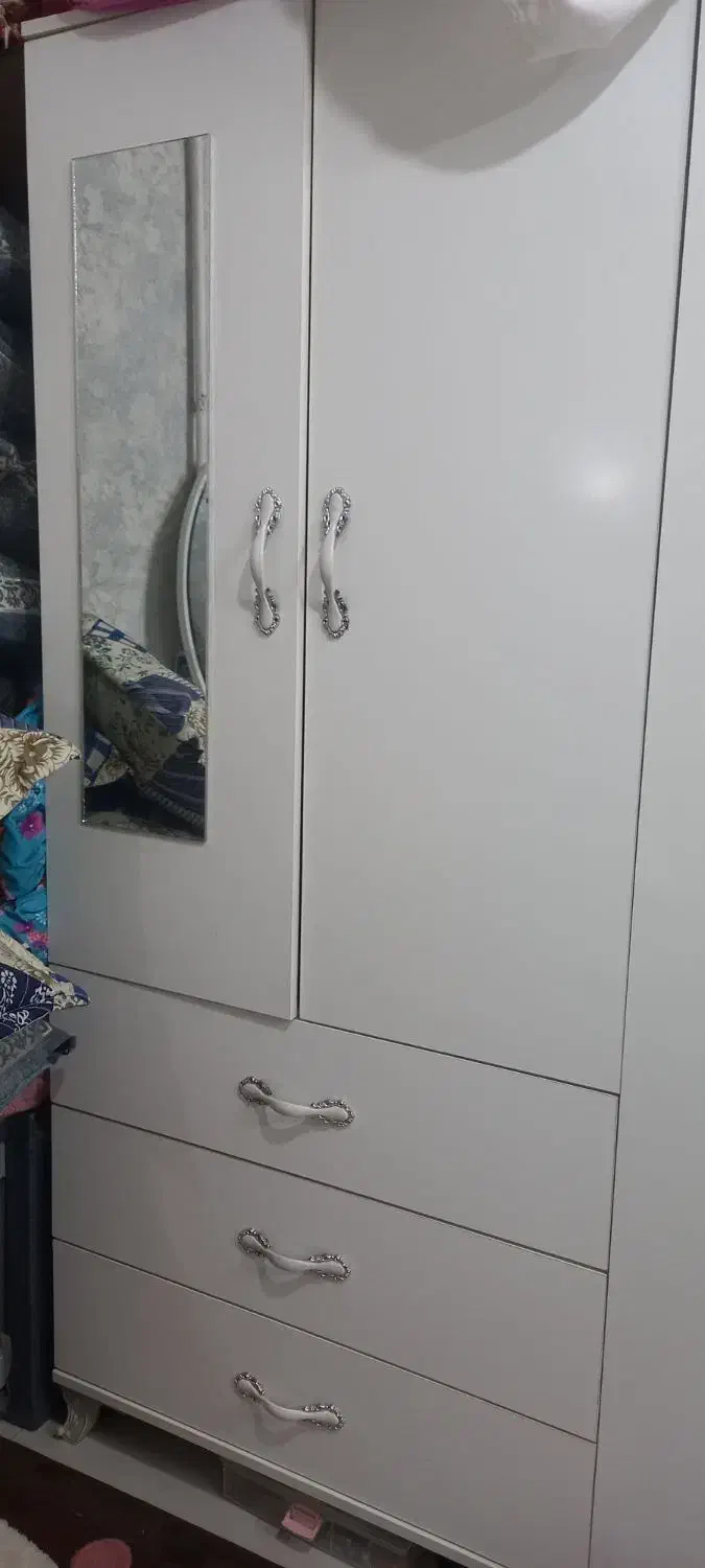 کمد وتخت ومیز واینه کشو آرایش|تخت و سرویس خواب|مشهد, کلاته برفی|دیوار