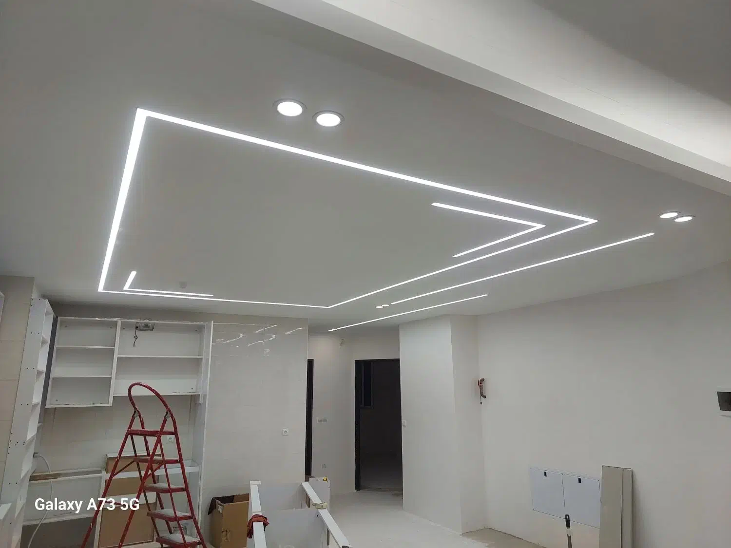 سیمکشی صفرتاصد ساختمان|خدمات پیشه و مهارت|میانه, |دیوار