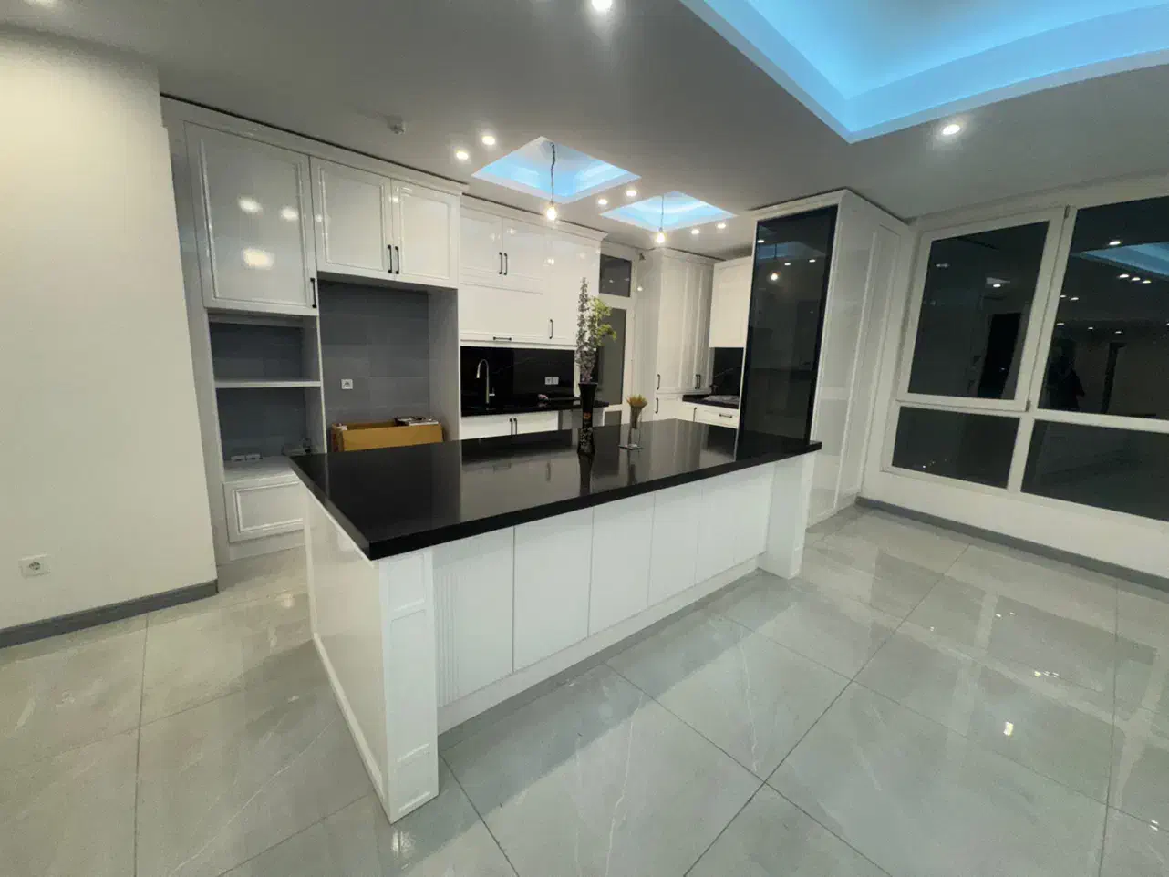 ۱۰۰مترنوساز کلیدنخورده فول امکانات فلکه اول صادقیه|فروش آپارتمان|تهران, صادقیه|دیوار