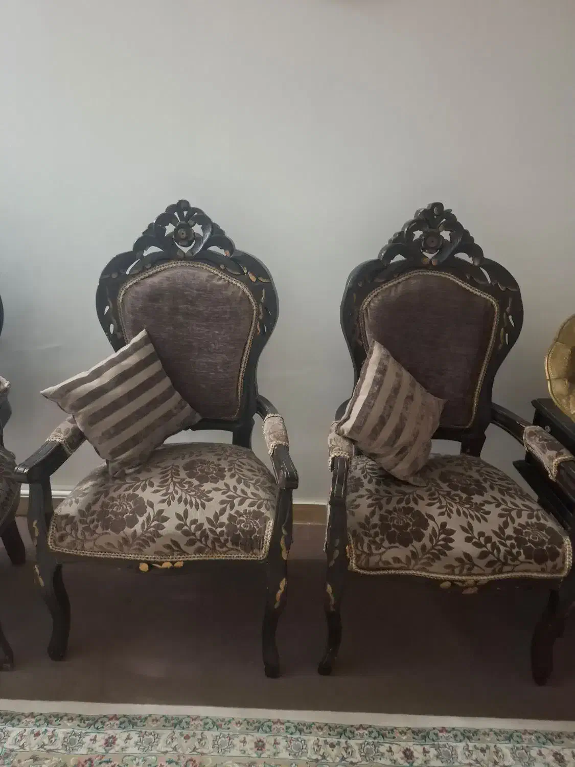 مبل نه نفره در حد در شهر طرق رود|مبلمان خانگی و میز عسلی|نطنز, |دیوار