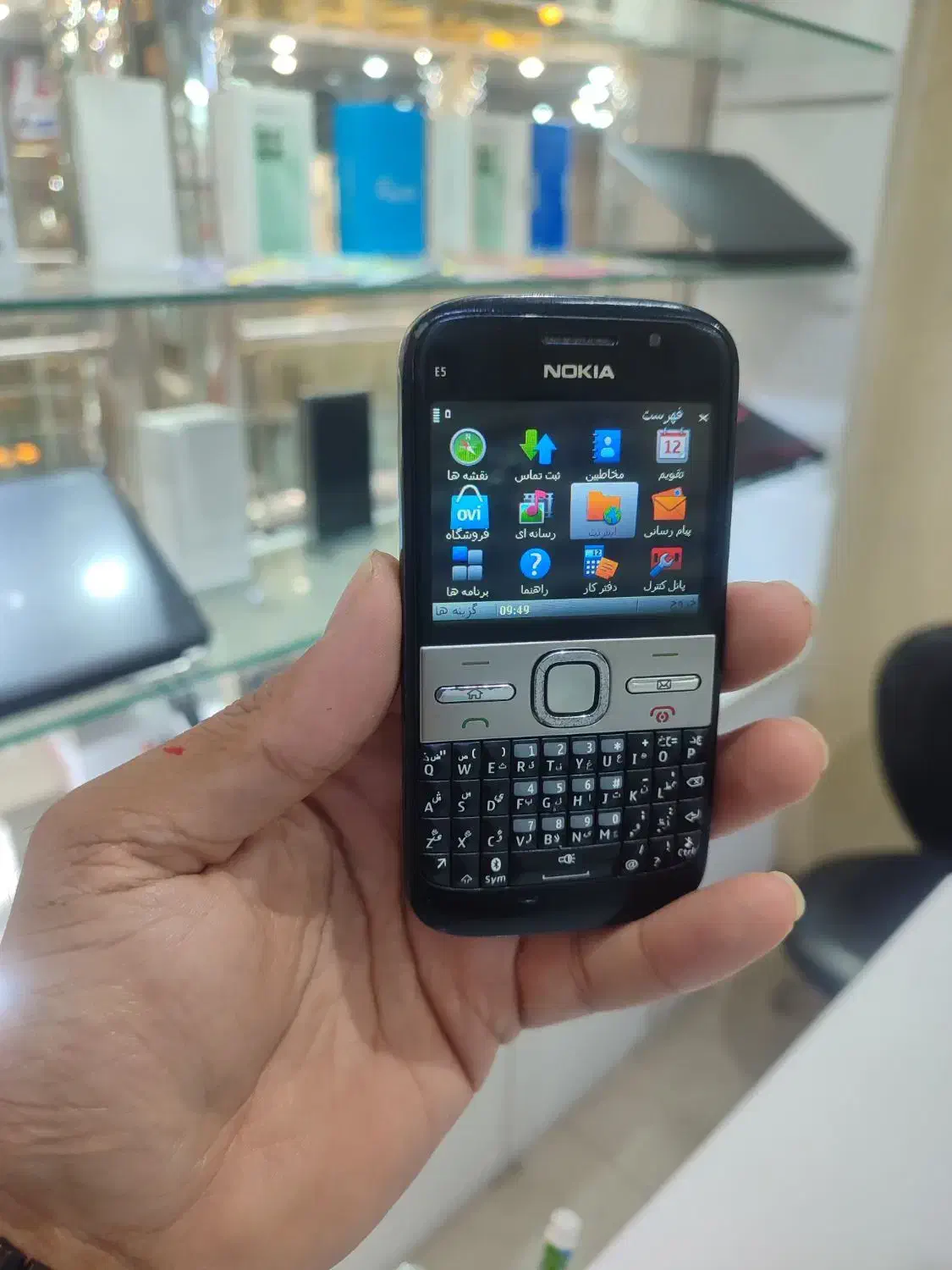 نوکیا E5.00|موبایل|رشت, پیرسرا|دیوار