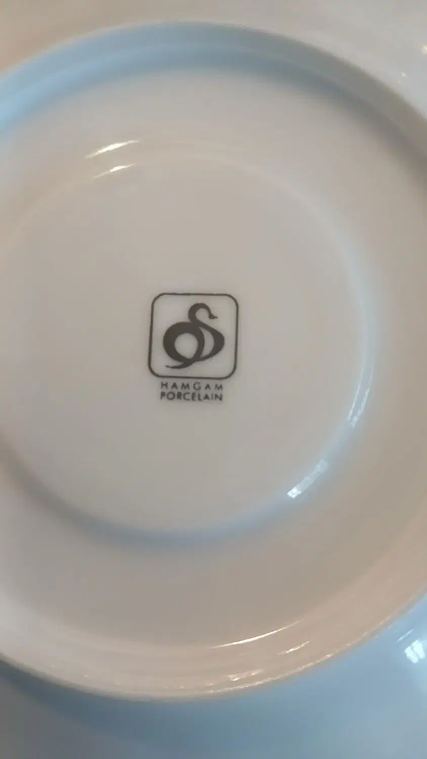 ۶ عدد بشقاب چینی کوچیک قدیمی کلکسیونی روکش طلا|کلکسیون اشیاء عتیقه|شیراز, سعدیه جنوبی|دیوار