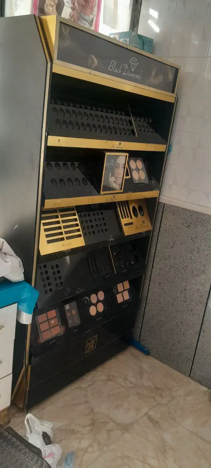 کمد کمک ارایشگر|آرایشگاه و سالنهای زیبایی|اهر, |دیوار