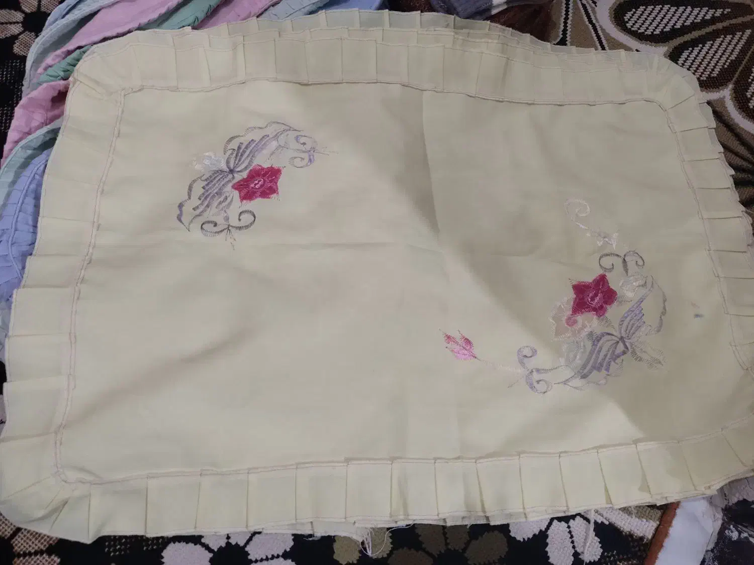 روبالشتی رومیزی|سرویس روتختی|اسلامآباد غرب, |دیوار