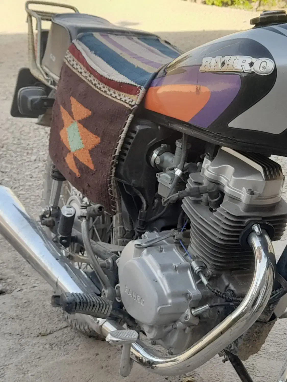 رهرو A1|موتورسیکلت|شاهنجرین, |دیوار