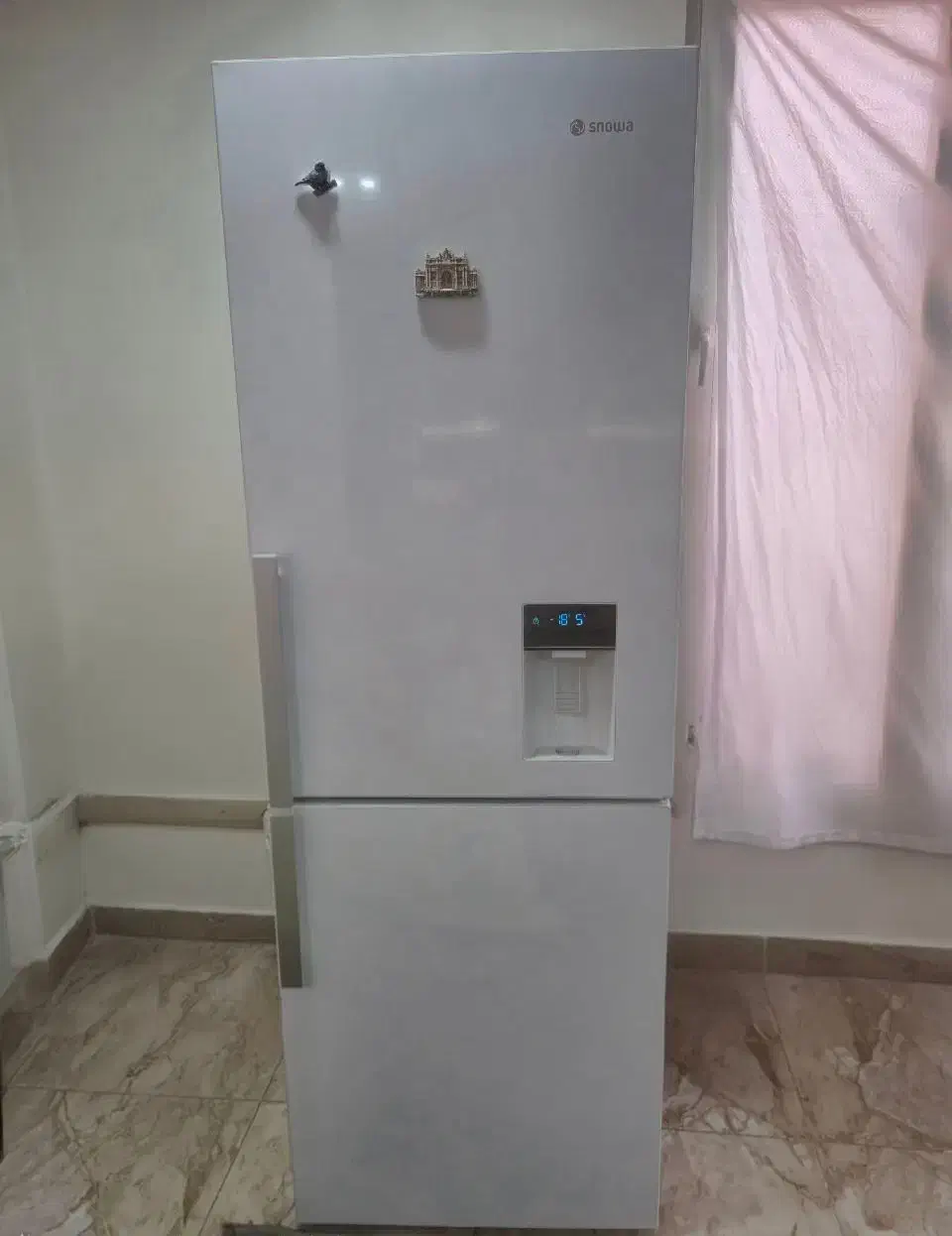 یخچال فریزر بالاپایین اسنوا در حد نو|یخچال و فریزر|پرند, فاز ۰|دیوار