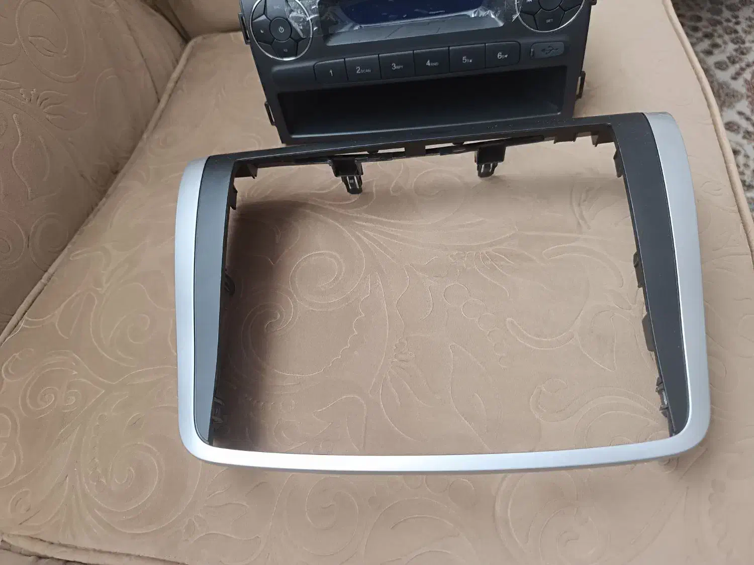 رادیو پخش آریو|قطعات یدکی و لوازم جانبی|ملایر, |دیوار