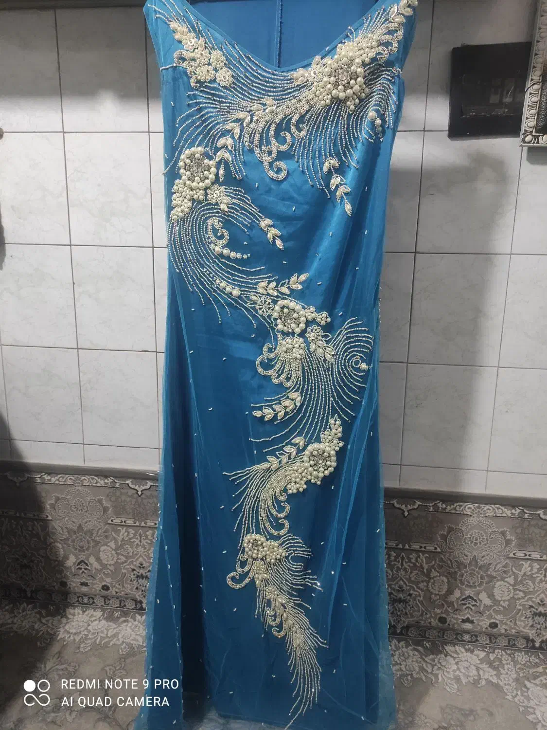 لباس|لباس|بومهن, |دیوار