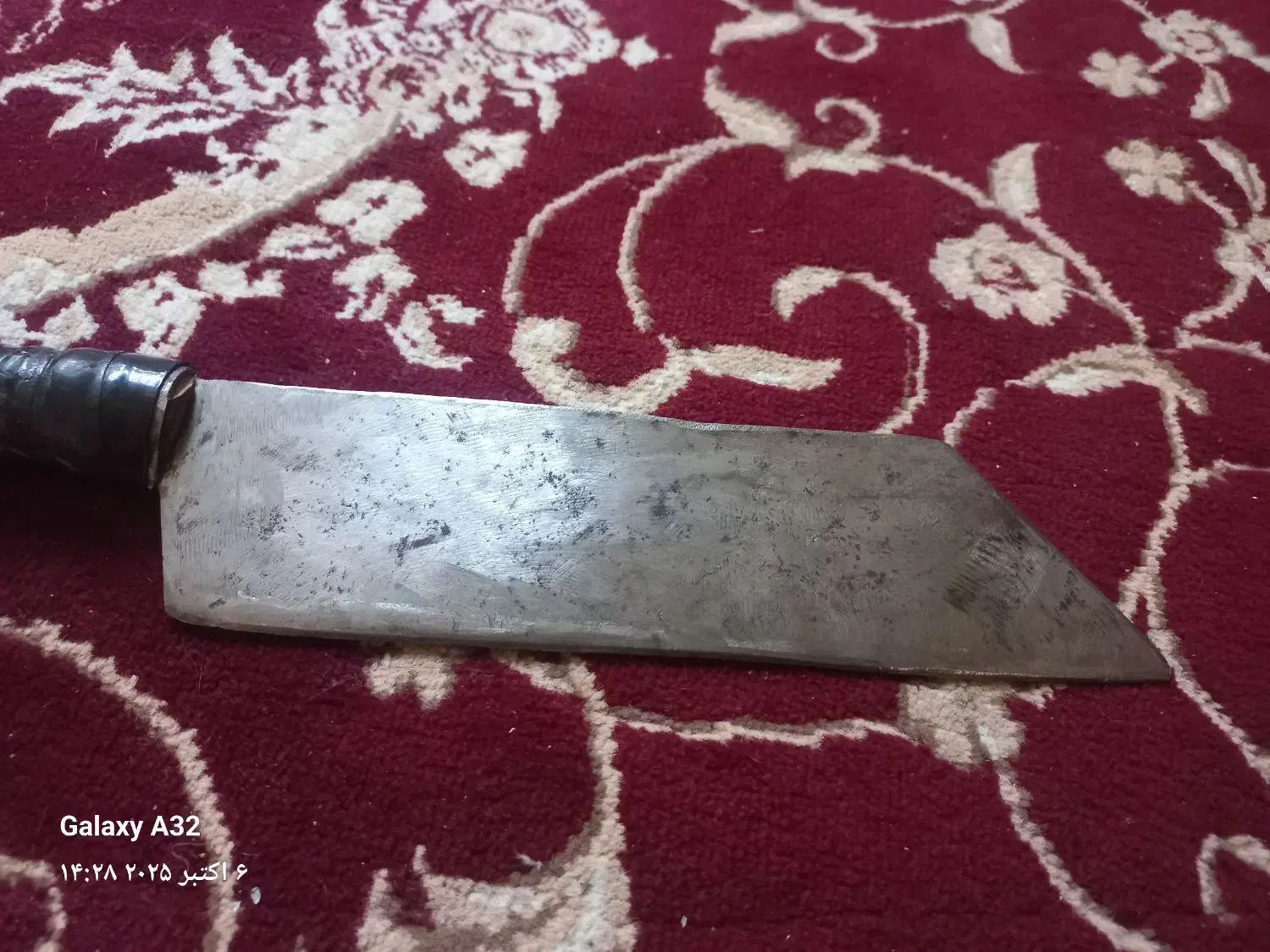 چاقو کلکسیونی|کلکسیون اشیاء عتیقه|کلاله, |دیوار