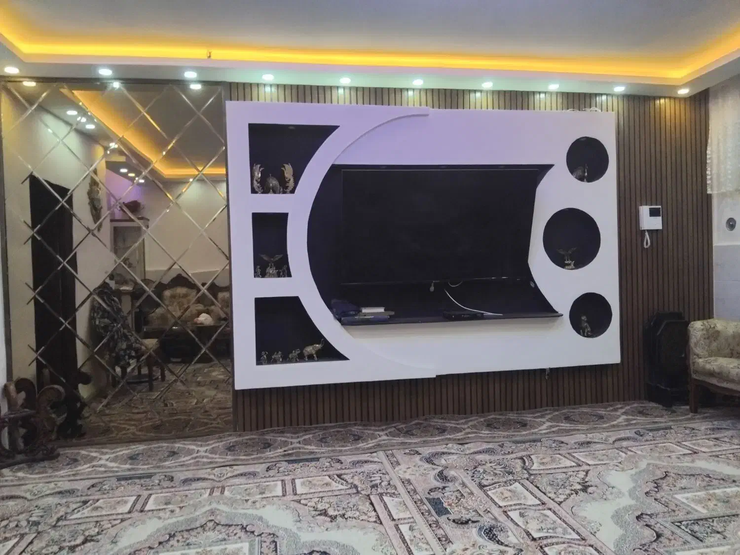 باکس اماده ایده ای نودرنورپردازی تجهیزواحدوبازسازی|خدمات پیشه و مهارت|پرند, فاز ۶|دیوار