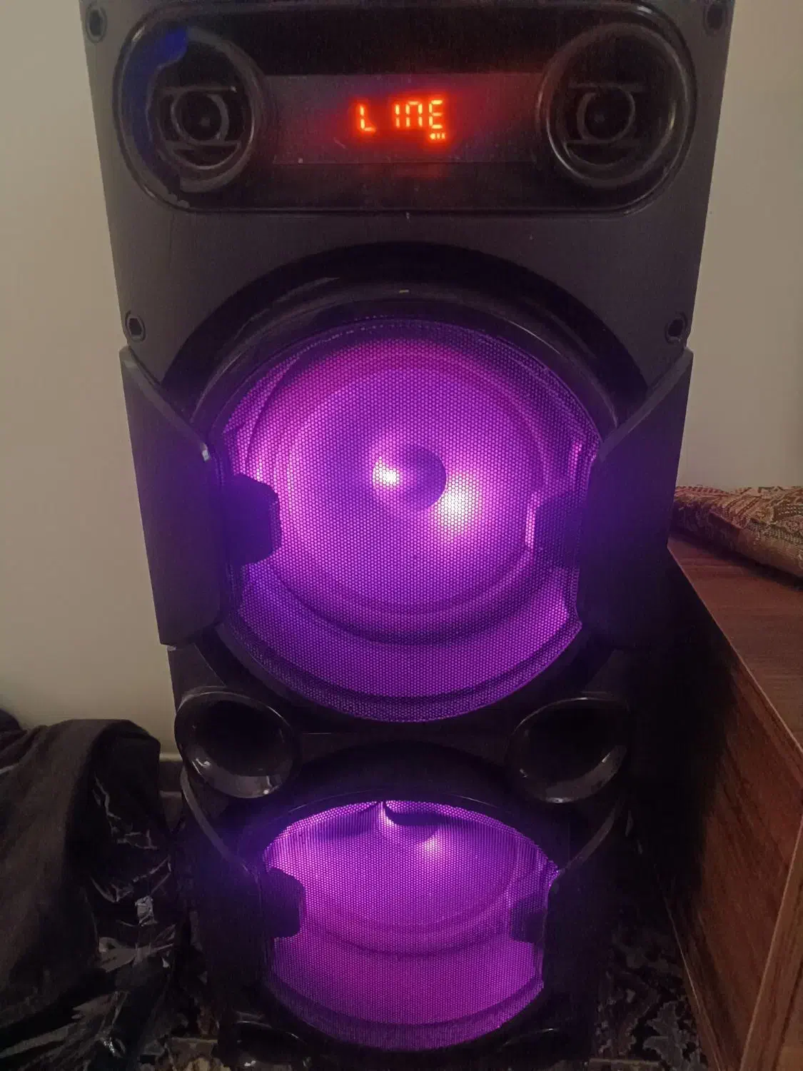 فروش فوری اسپیکر ۲ ساب کیفیت عالی|سیستم صوتی خانگی|کرمان, |دیوار