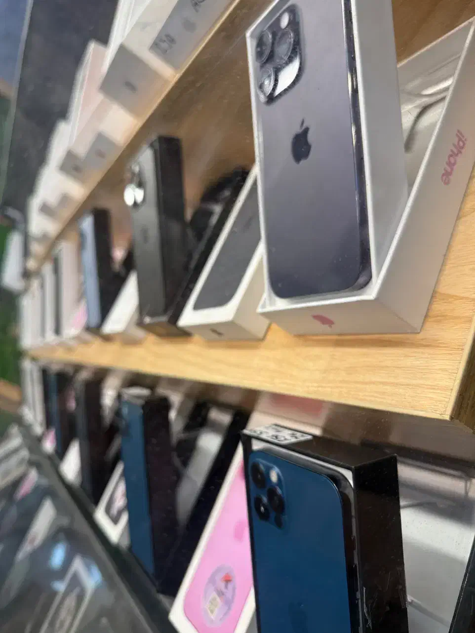 هر ایفونی که دوست داری اقساطی بخر با ۲۰ تا ۳۰ درصد|موبایل|تهران, شهرک غرب|دیوار