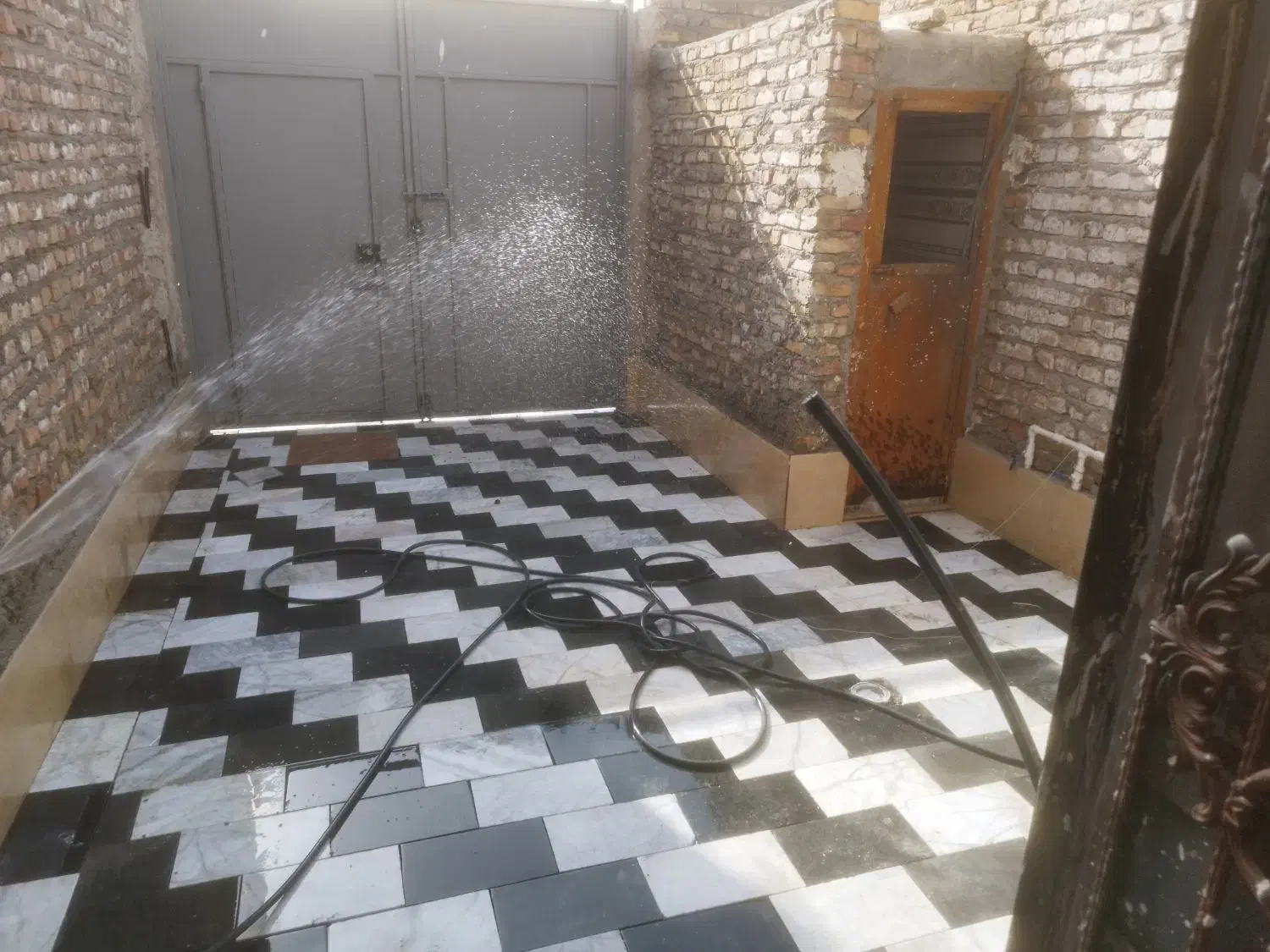 کاشی کاری|خدمات پیشه و مهارت|زاهدان, |دیوار