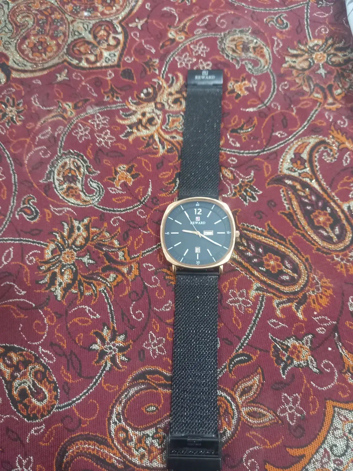 ساعت نو یه شب کار کرده|ساعت|میبد, |دیوار