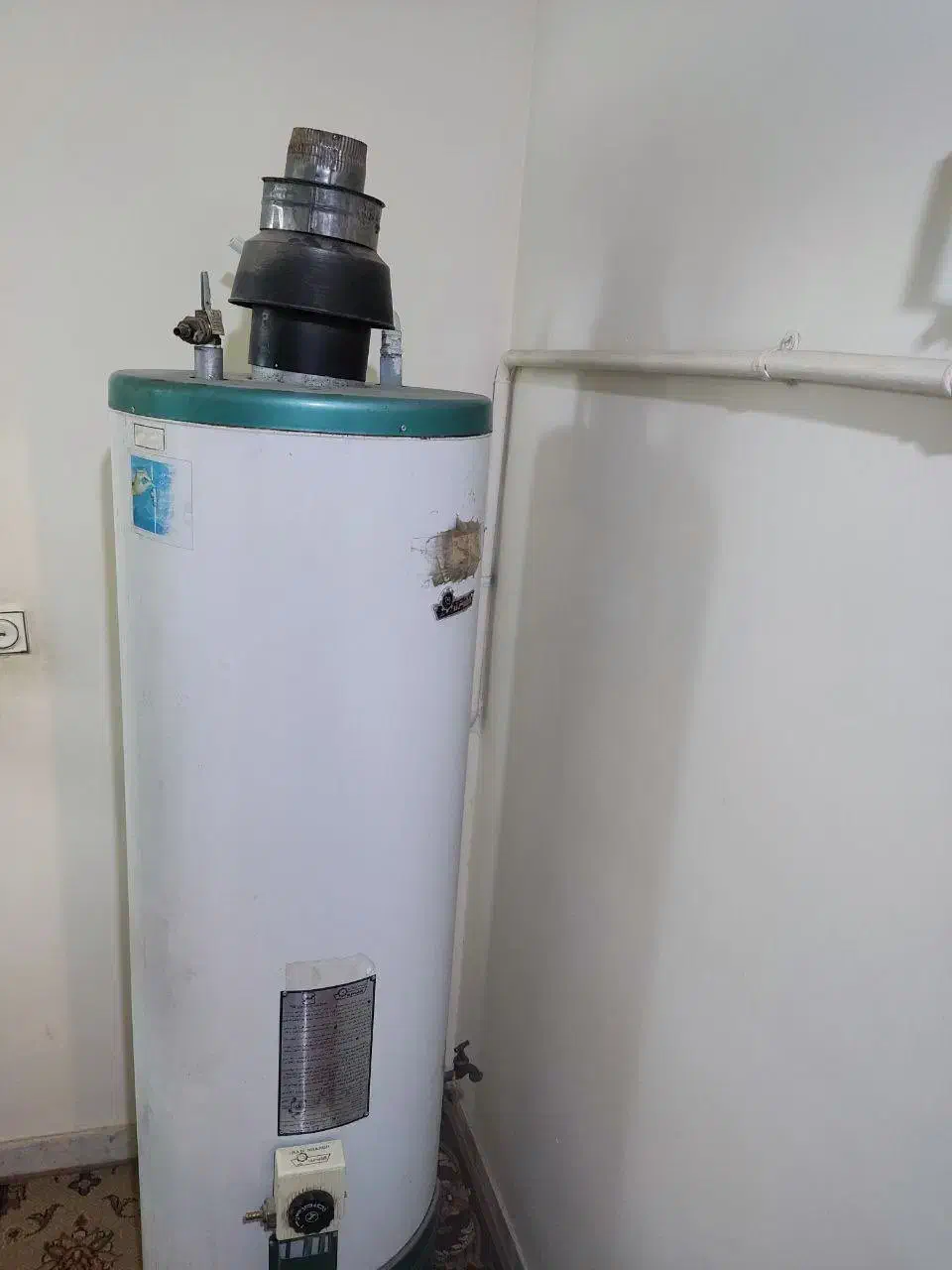 آبگرمکن مخزنی کارکرده ایران شرق|آبگرمکن، پکیج، شوفاژ|قوچان, |دیوار