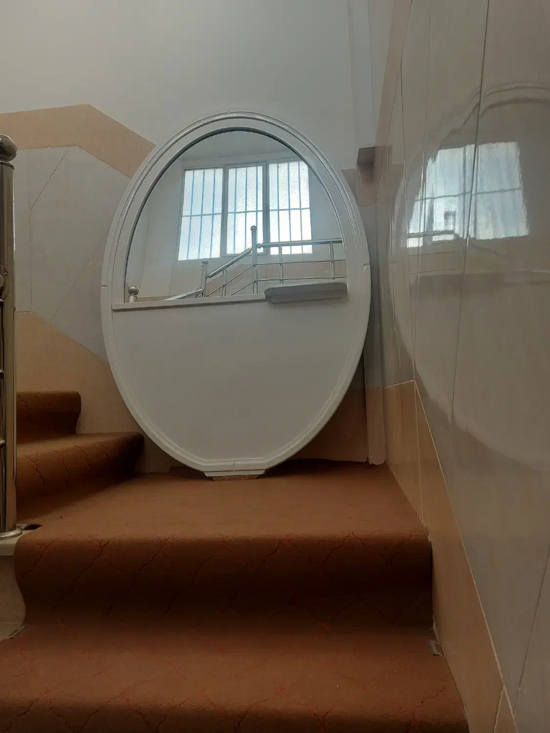 قاب آینه|آینه|قم, شاه ابراهیم|دیوار