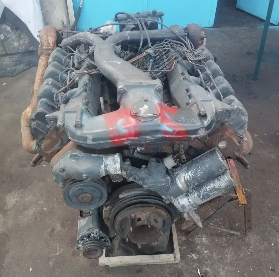 موتور هشت سیلندر|قطعات یدکی و لوازم جانبی|کرمانشاه, |دیوار