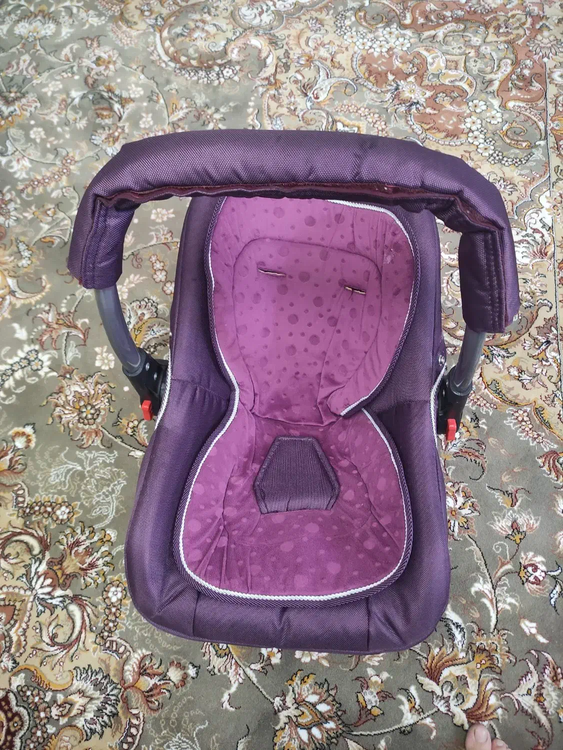 کریر|اسباب و اثاث بچه|نجف‌آباد, دلگشا|دیوار