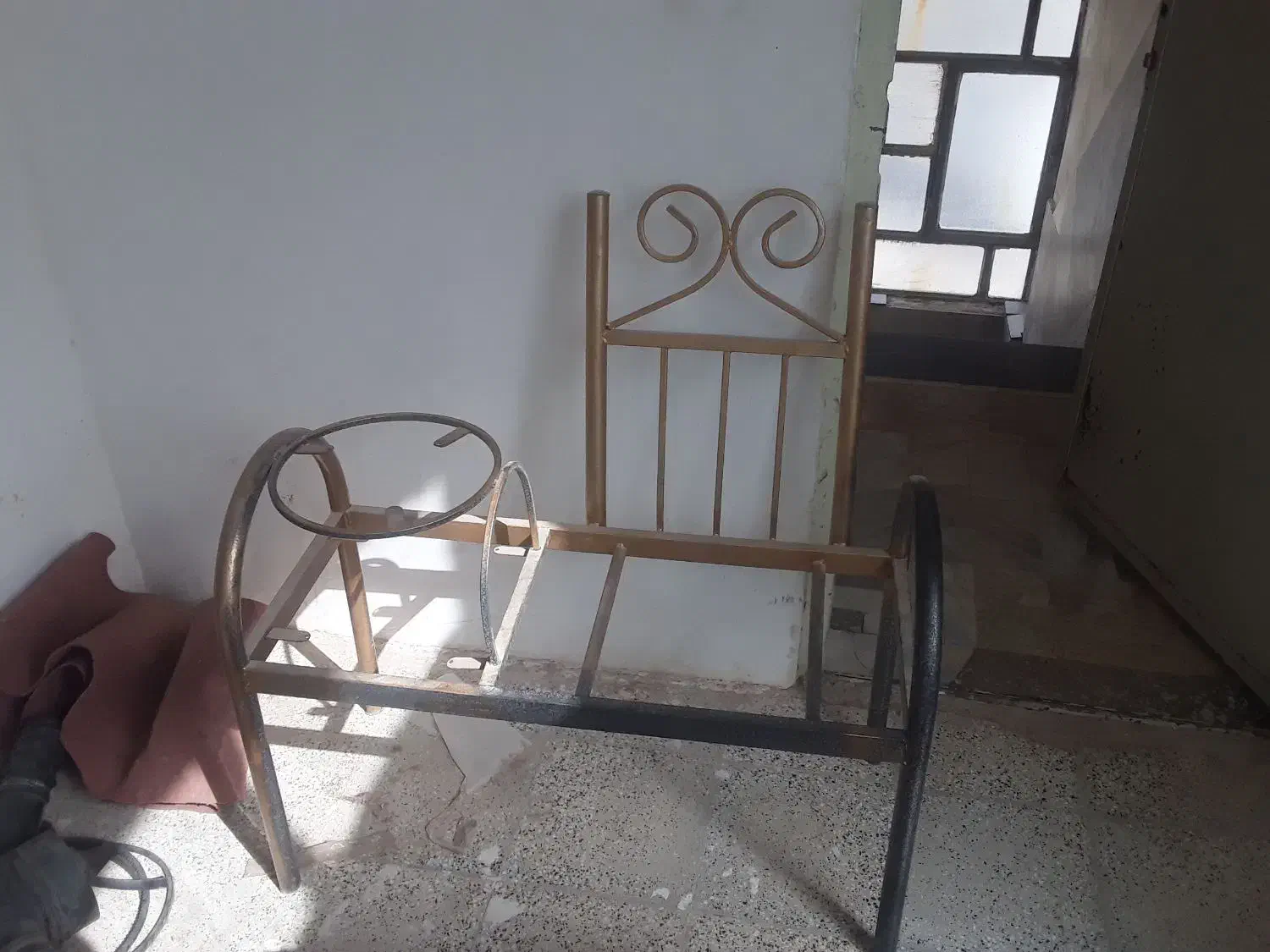 1500000|میز تلفن|اسفراین, |دیوار