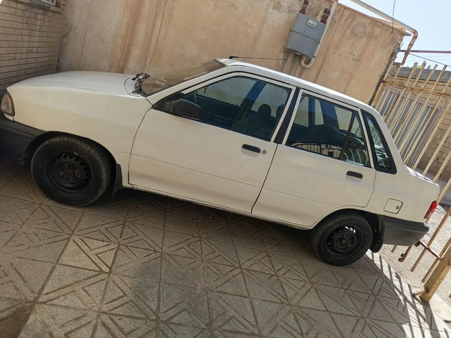 پراید مدل ۸۳|خودرو سواری و وانت|شاهینشهر, شهرک امام علی|دیوار