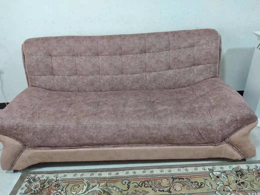 مبل ۷ نفره فنر قوی سالم محکم|مبلمان خانگی و میز عسلی|دوگنبدان, |دیوار