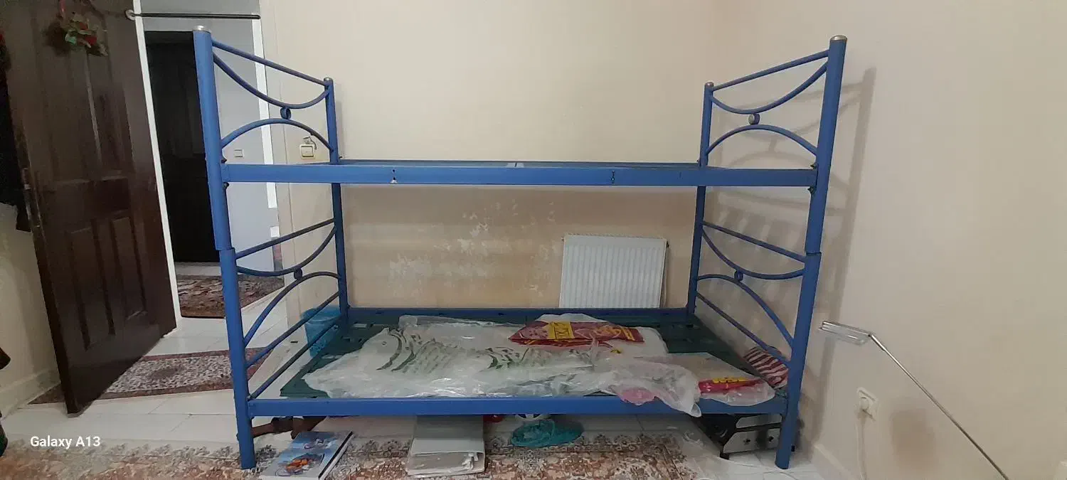 تخت خواب|تخت و سرویس خواب|پرند, فاز ۶|دیوار