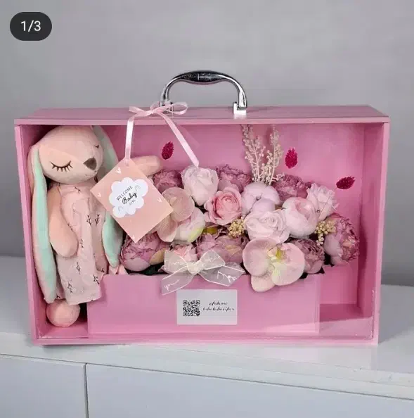 باکس گل نوزادی|گل مصنوعی|تبریز, |دیوار