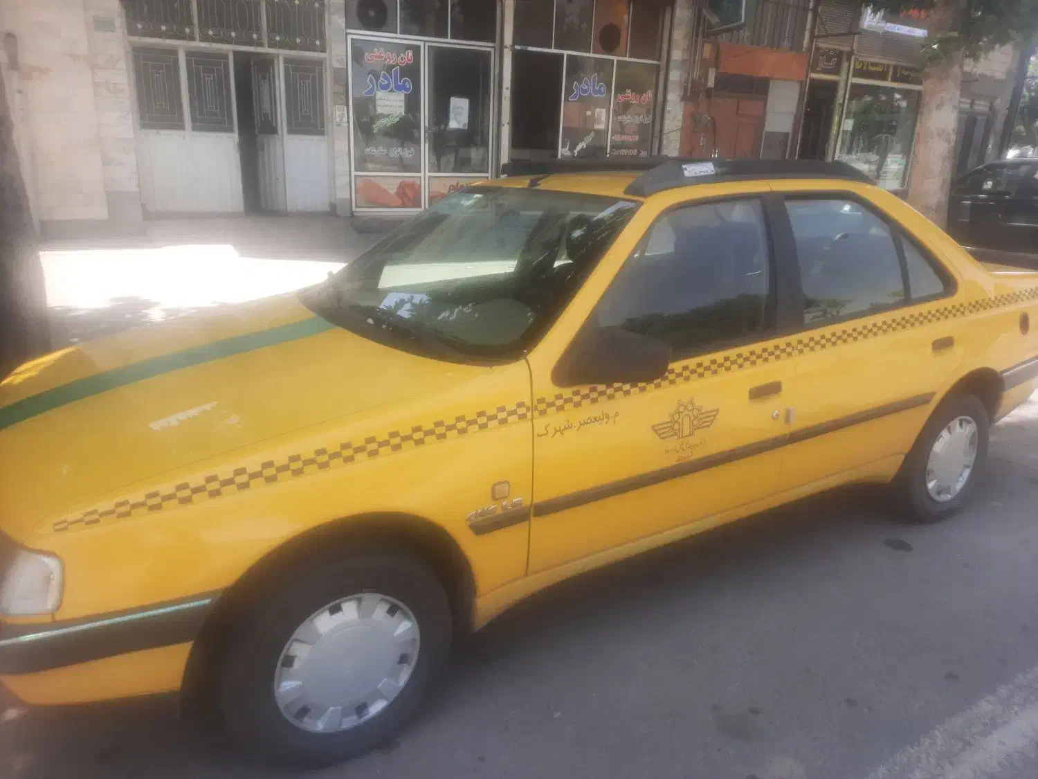 پژو ۱۴۰۰ تاکسی مرکز شهرک|خودرو سواری و وانت|خوی, |دیوار