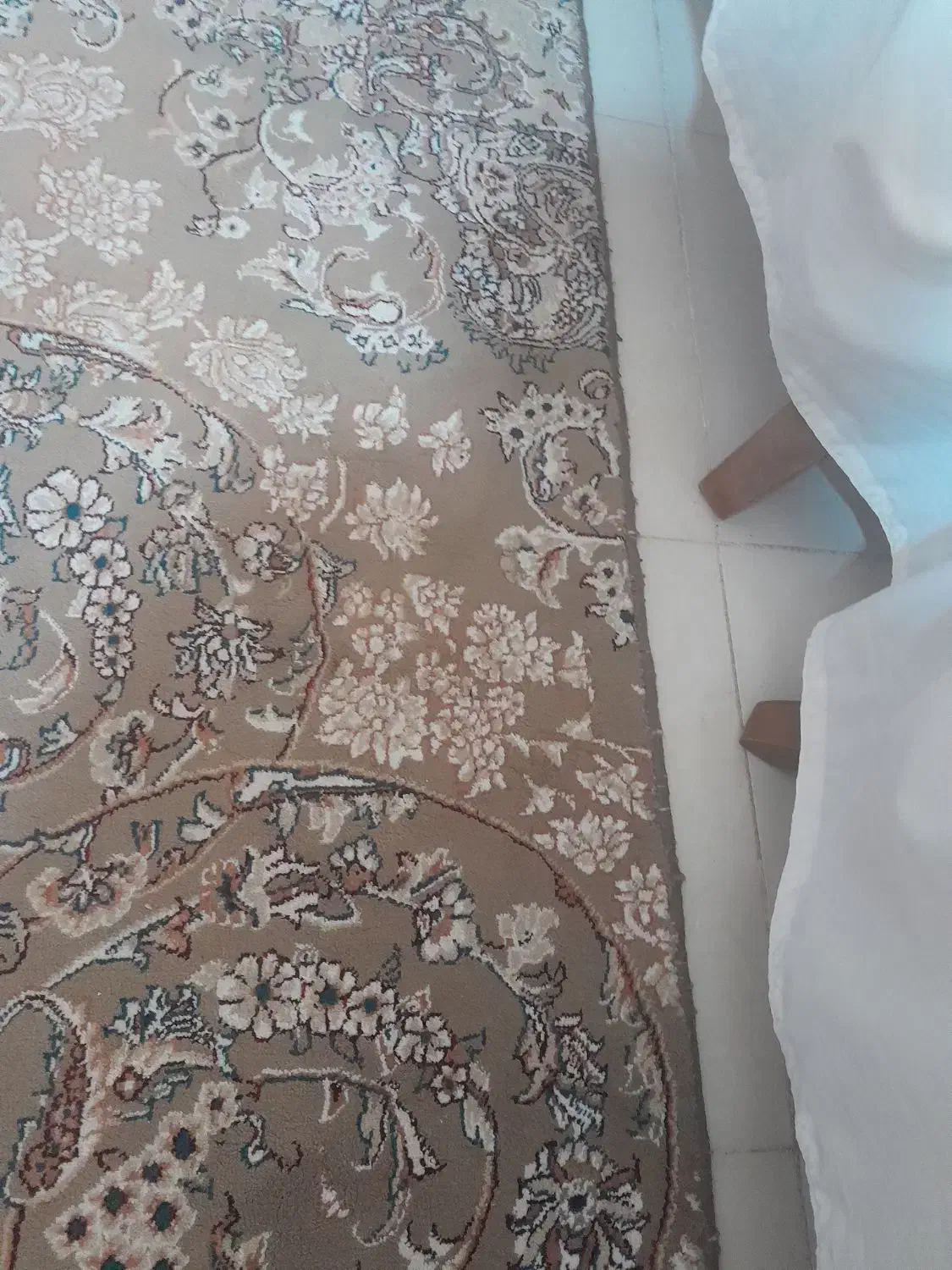 فرش ۹متری|فرش|پرند, فاز ۳|دیوار