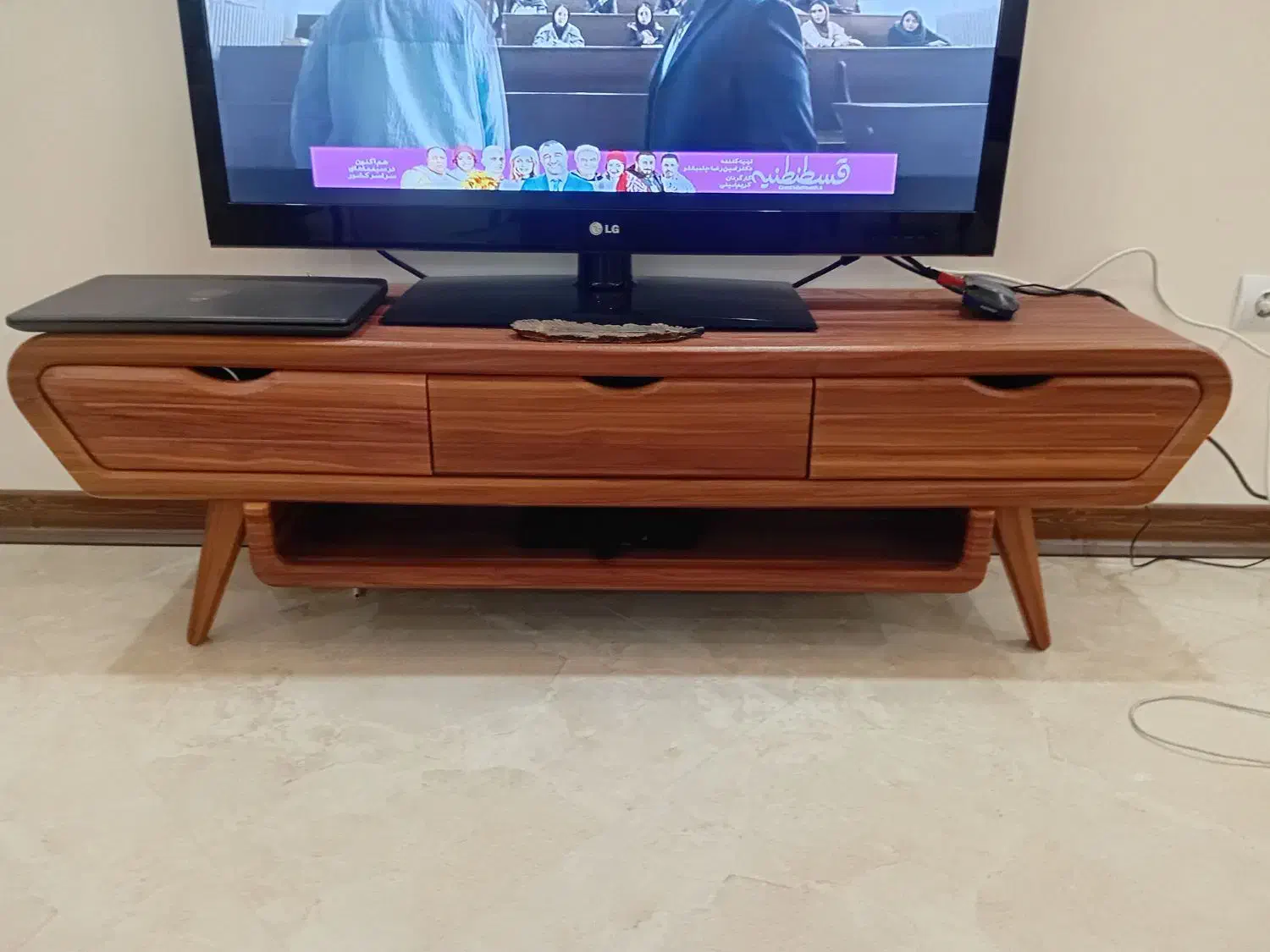 میز تلویزیون|میز تلویزیون|پردیس, فاز ۸|دیوار