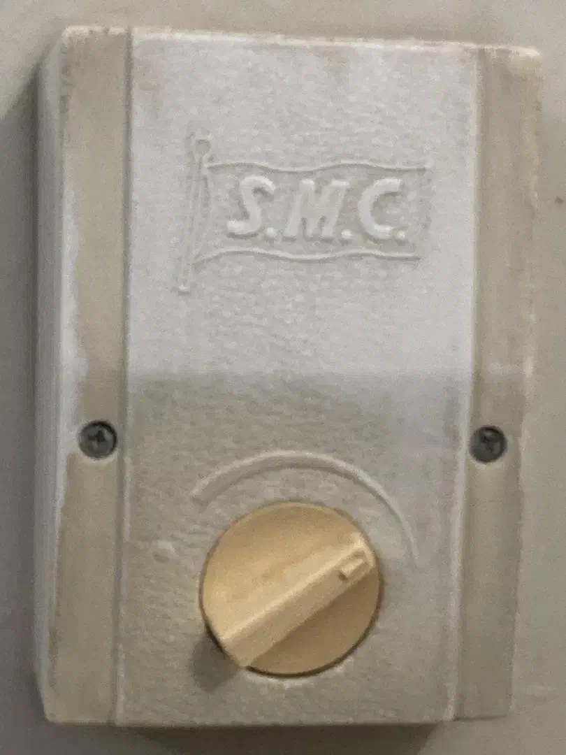 پنکه خارجی|پنکه و تصفیهکنندهٔ هوا|شیراز, گلشن|دیوار