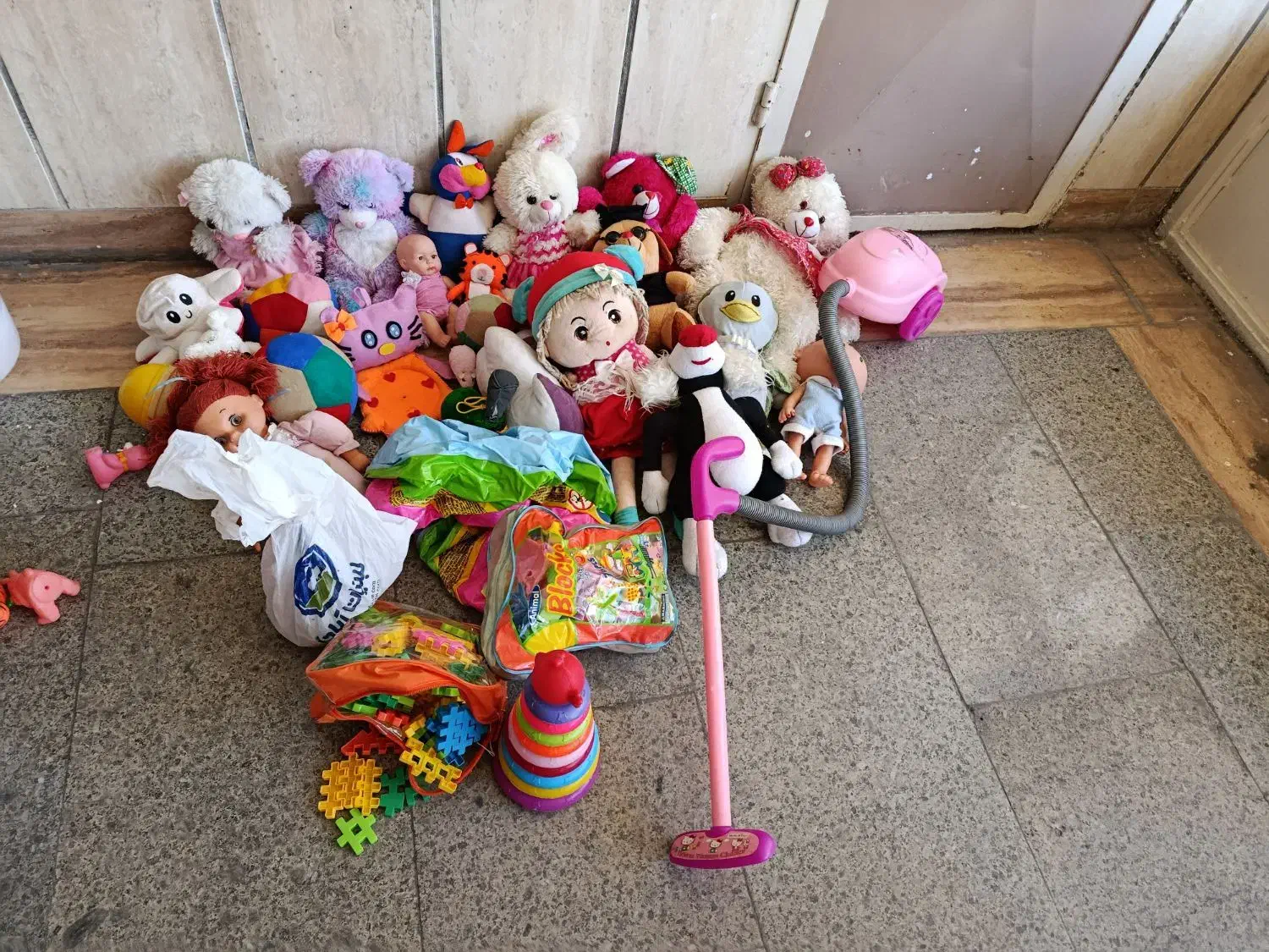 اسباب بازی وعروسک پولیشی|اسباب‌بازی بچه|بروجرد, |دیوار