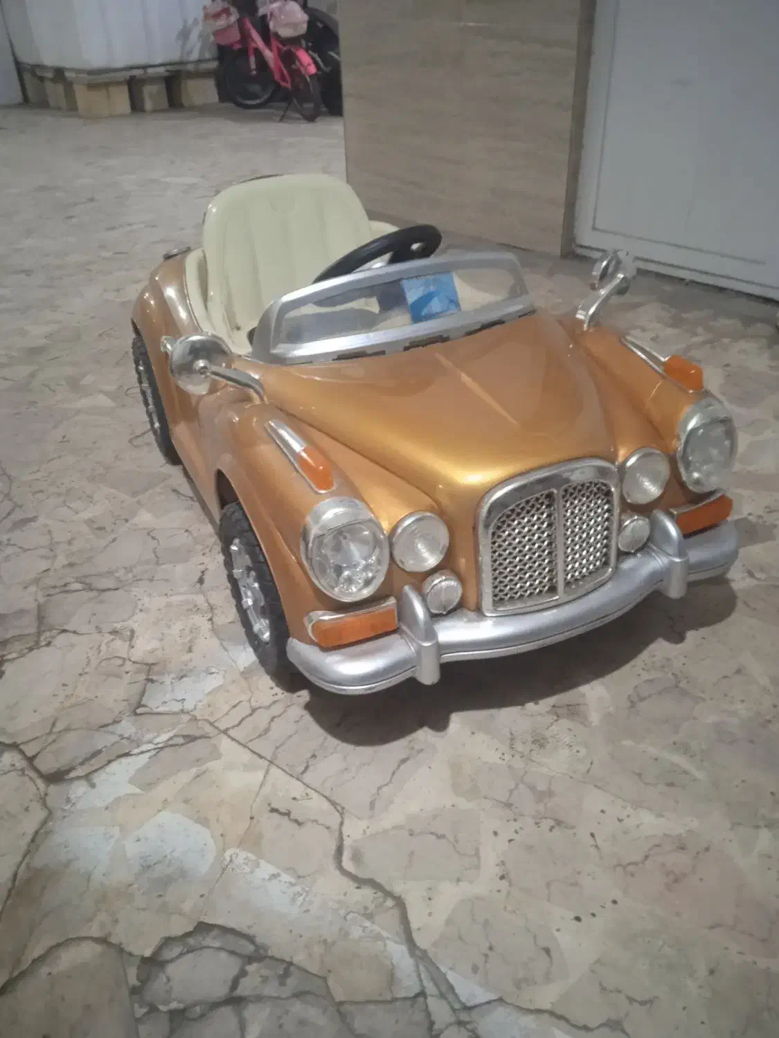 ماشین شارژی|اسباب‌بازی بچه|صومعه‌سرا, |دیوار